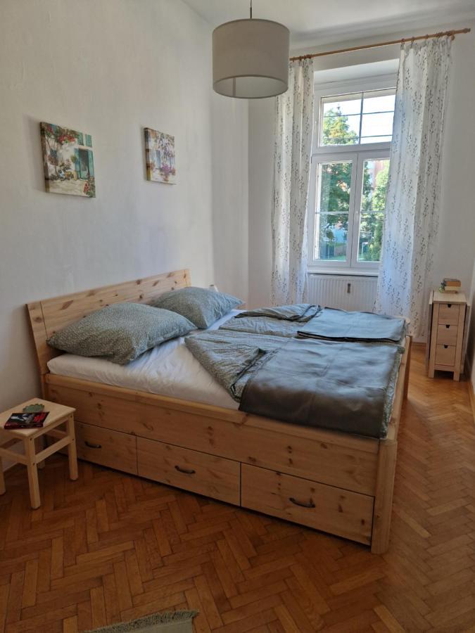 Entzueckendes Apartment Im Zentrum Graz Exterior photo